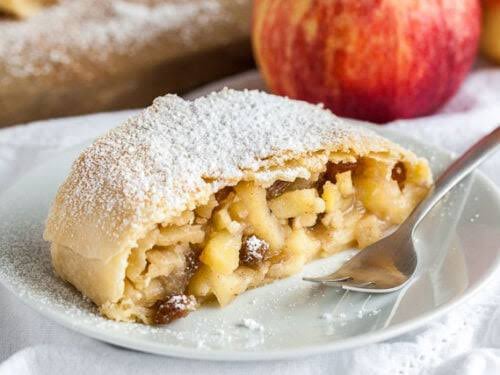 apple strudel home